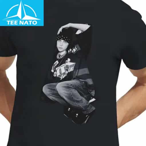 Billie Eilish Bandana Pose Black Graphic Shirt - Image 4
