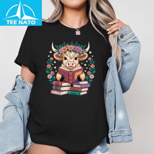 Cute Baby Highland Cow Reading Book Bookworm Shirt - Image 9