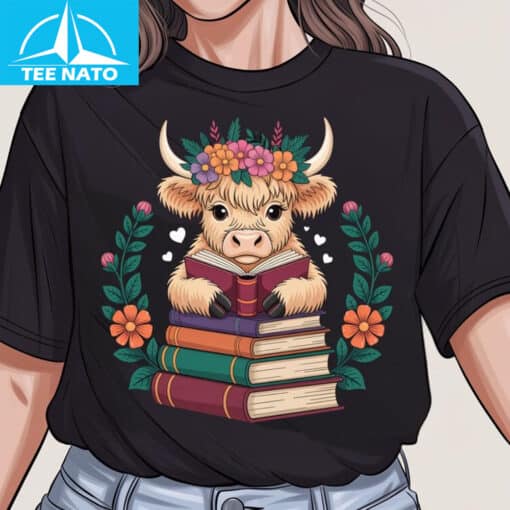 Cute Baby Highland Cow Reading Book Bookworm Shirt - Image 4