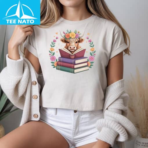 Cute Baby Highland Cow Reading Book Bookworm Shirt - Image 7