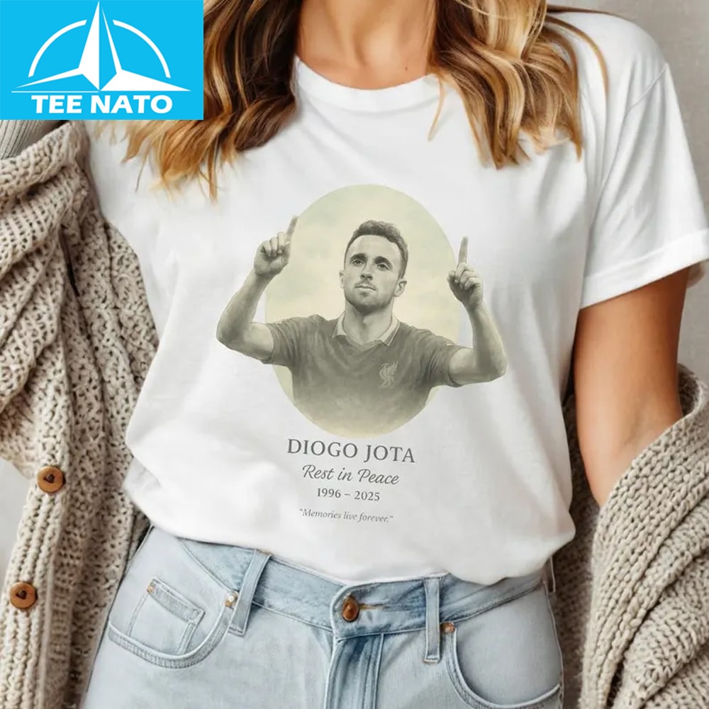 Close-up of the Diogo Jota Rip Shirt fabric