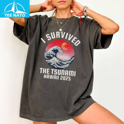 I Survived The Tsunami Hawaii 2025 Wave Art Shirt - Image 5