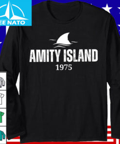 Jaws Amity Island 1975 Clear Skies Gentle Surf Warm Water White Shirt 2
