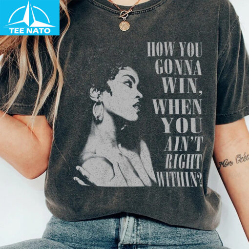 Lauryn 90s Graphic Shirt